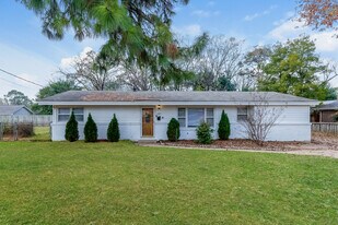 1007 High Point Rd in Montgomery, AL - Building Photo