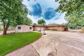 532 Donlee Rd in Lancaster, TX - Building Photo - Building Photo