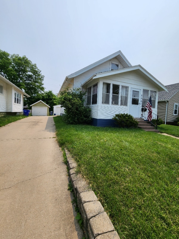 3507 Elm Ave SE in Cedar Rapids, IA - Building Photo - Building Photo