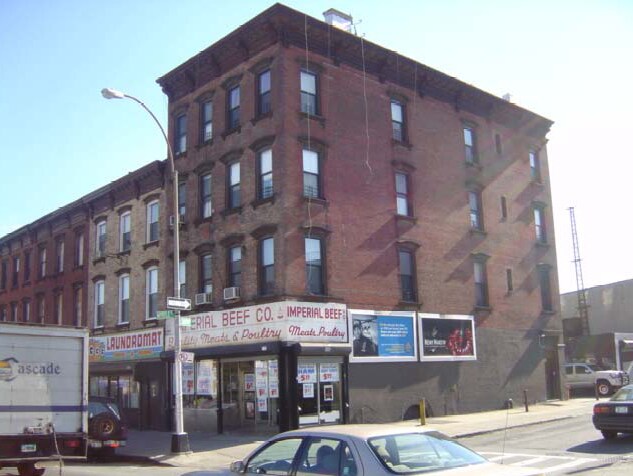 740 Myrtle Ave in Brooklyn, NY - Building Photo - Building Photo