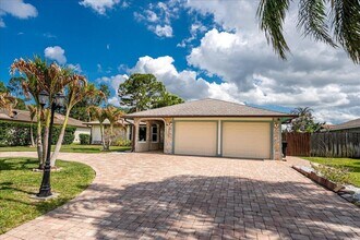 1326 SW Bartell Ave in Port St. Lucie, FL - Building Photo - Building Photo