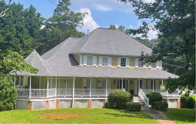 5179 Beech Forest Dr SW