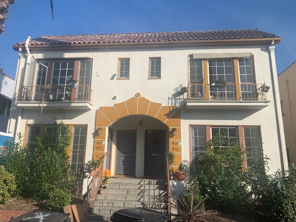 410 N Orange Grove Ave, Unit 410 in Los Angeles, CA - Building Photo