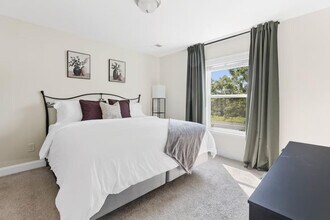 739 Jacobs Millpond Rd in Elgin, SC - Building Photo - Building Photo