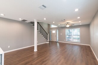 8319 Columbia Falls Dr in Round Rock, TX - Building Photo - Building Photo