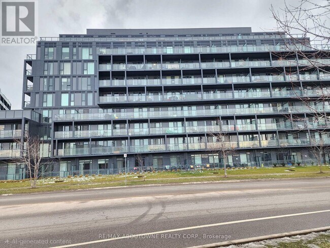 3210 Dakota Cmn in Burlington, ON - Building Photo - Building Photo