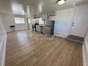 333 Clay St-Unit -B in Monterey, CA - Building Photo - Building Photo