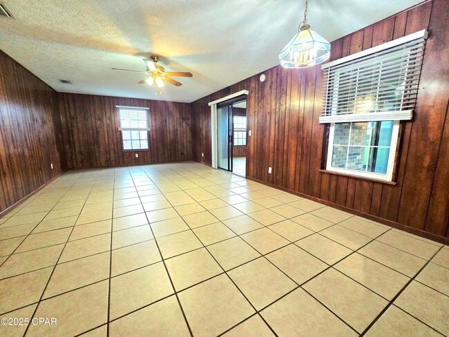 5224 Park St in Panama City, FL - Building Photo - Building Photo
