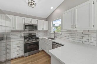 12540 Early Morning Dr in Florissant, MO - Building Photo - Building Photo