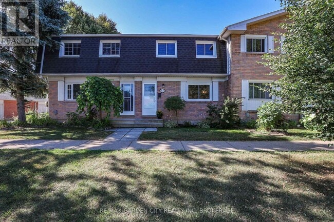 property at 185 Denistoun St