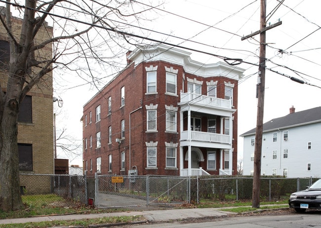 19 Cleveland Ave in Hartford, CT - Building Photo - Building Photo