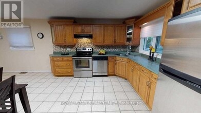 443 Castlegrove Ct in London, ON - Building Photo - Building Photo