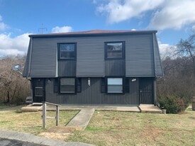 2337 Oak Ct, Unit 2337