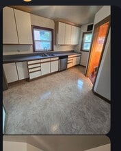 209 N 36th Ave in Yakima, WA - Building Photo - Building Photo
