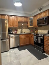 9845 Pineapple Tree Dr in Boynton Beach, FL - Building Photo - Building Photo