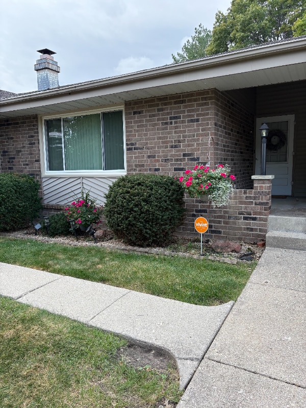 property at 1002 Nassau Pkwy