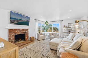 450 8th St in Del Mar, CA - Building Photo