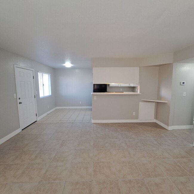 4260 N Vornsand Dr in Las Vegas, NV - Building Photo - Building Photo