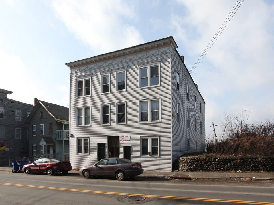 630-632 Baldwin St in Waterbury, CT - Building Photo