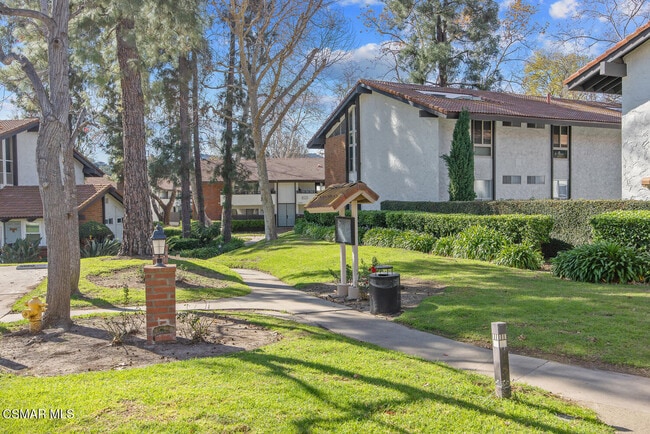 31555 Lindero Canyon Rd in Westlake Village, CA - Building Photo - Building Photo