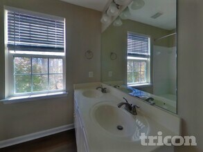 4655 Queens Grove St in White Plains, MD - Building Photo - Building Photo