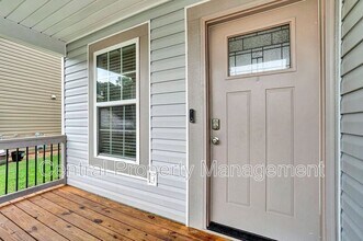 121 Crown Ct in Williamston, SC - Building Photo - Building Photo