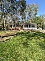 5317 Coronado Dr in Raleigh, NC - Building Photo