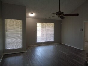 19411 Lazy Valley Dr in Katy, TX - Building Photo - Building Photo