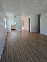 5918 SE Division St in Portland, OR - Building Photo - Building Photo