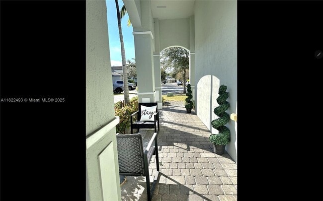 343 NE 36th Terrace in Homestead, FL - Building Photo - Building Photo