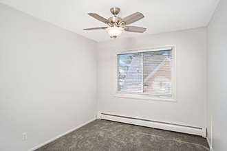 3625 Aldrich Ave S in Minneapolis, MN - Building Photo - Building Photo