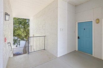 5513 Legacy Crescent Pl in Riverview, FL - Building Photo - Building Photo
