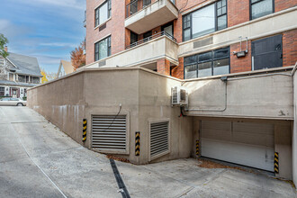 Vista Condos in Brooklyn, NY - Foto de edificio - Building Photo