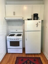 2520 N Sawyer Ave, Unit 3C in Chicago, IL - Building Photo - Building Photo