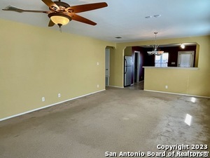 6035 Valparaiso Way in San Antonio, TX - Building Photo - Building Photo