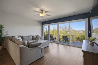 904 View Dr in Andice, TX - Building Photo - Building Photo