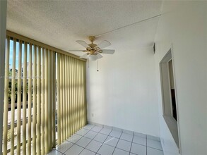 200 172nd St in Sunny Isles Beach, FL - Building Photo - Building Photo