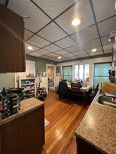 361 Beacon St, Unit 2 in Somerville, MA - Building Photo - Building Photo