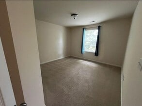 10516 Ebbets Rd in Charlotte, NC - Foto de edificio - Building Photo