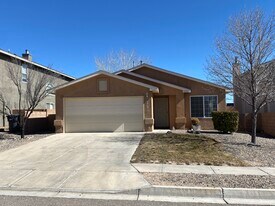 3850 Desert Pinon Dr NE in Rio Rancho, NM - Building Photo
