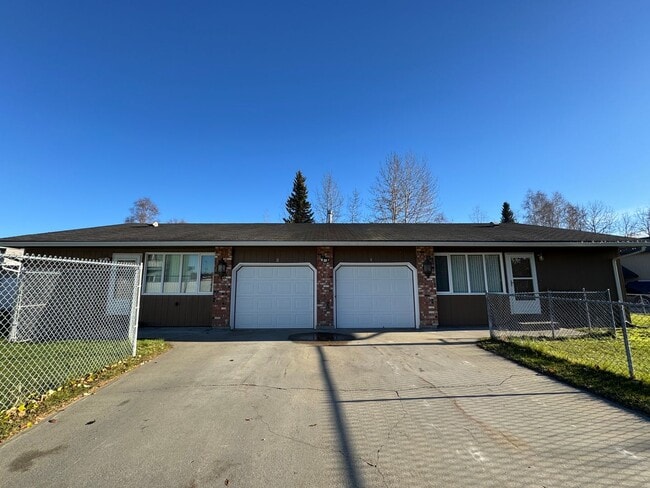 3296 Adams Dr