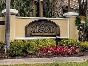 4029 Crockers Lake Blvd in Sarasota, FL - Building Photo - Building Photo