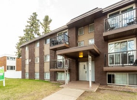 Linda Manor in Edmonton, AB - Building Photo
