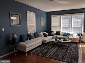 9173 Furey Rd in Lorton, VA - Building Photo - Building Photo