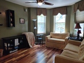 1415 Commonwealth Ave, Unit 1 in Boston, MA - Building Photo - Building Photo