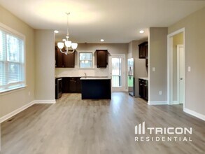 135 Lasswade Ct in Zebulon, NC - Building Photo - Building Photo