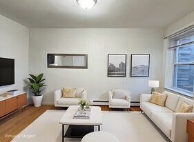 139 London St, Unit 3 in Boston, MA - Building Photo