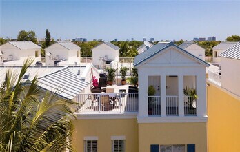 538 NE 7th Ave in Fort Lauderdale, FL - Building Photo - Building Photo