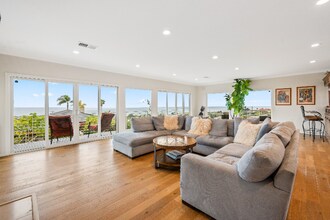 5662 Ladybird Ln in San Diego, CA - Building Photo - Building Photo