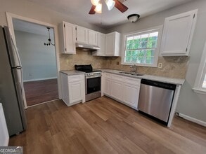 679 Wellington Way in Jonesboro, GA - Building Photo - Building Photo